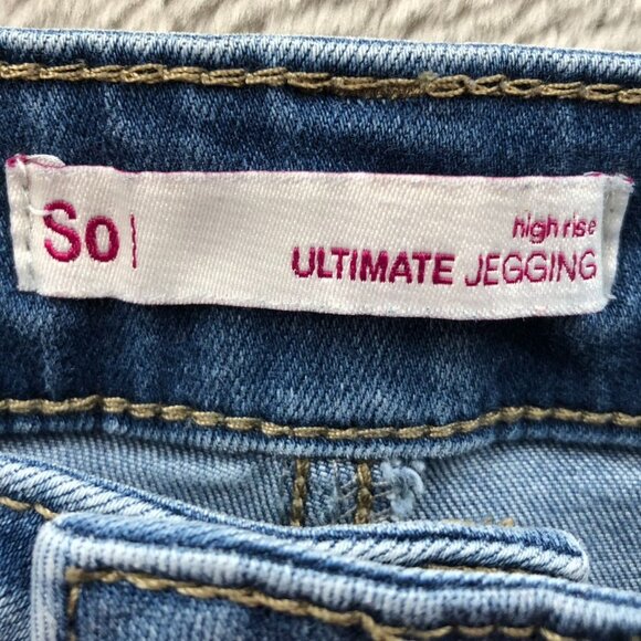 SO Womens Jeans Size 9 Ultimate Jegging High Rise Blue Denim Skinny Leg Casual - Picture 3 of 16